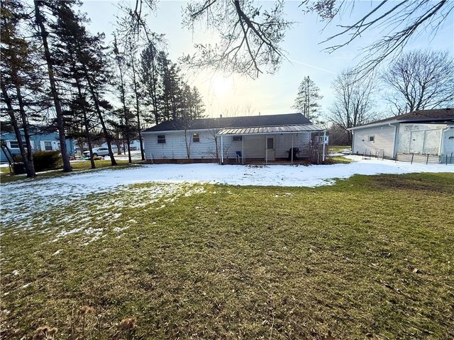 2989 East Avenue, Waterloo, NY 13165