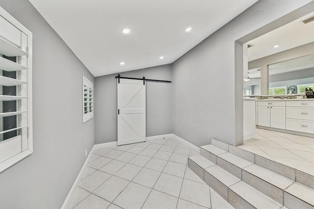 800 SW 19TH Street, Fort Lauderdale, FL 33315