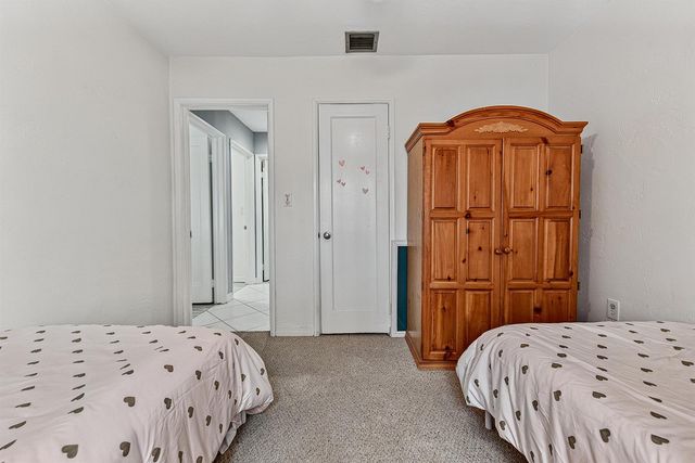 800 SW 19TH Street, Fort Lauderdale, FL 33315