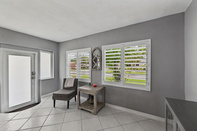 800 SW 19TH Street, Fort Lauderdale, FL 33315