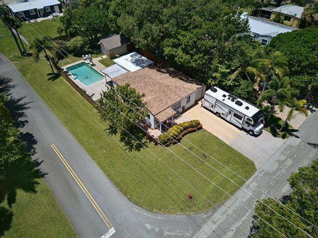 800 SW 19TH Street, Fort Lauderdale, FL 33315