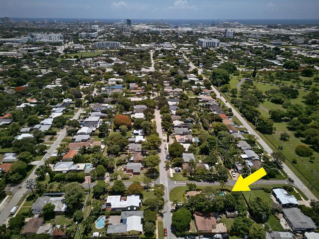 800 SW 19TH Street, Fort Lauderdale, FL 33315