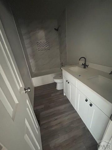 3023 Cascade Ave, Pueblo, CO 81008