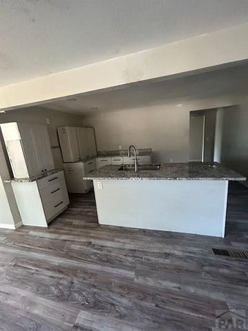 3023 Cascade Ave, Pueblo, CO 81008