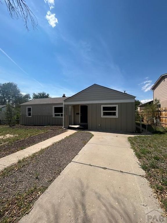 3023 Cascade Ave, Pueblo, CO 81008