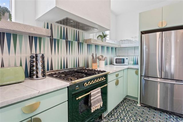 724 Charles Allen NE Drive 4, Atlanta, GA 30308