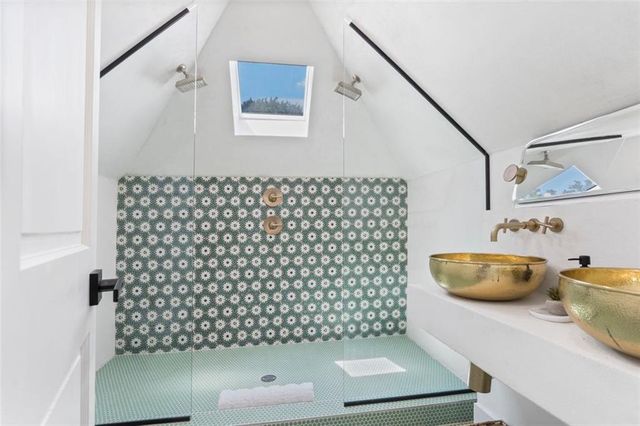 724 Charles Allen NE Drive 4, Atlanta, GA 30308