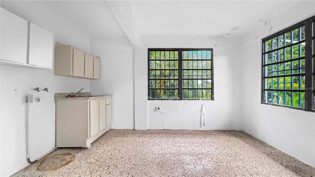 . PR-829 KM 1.1, BUENA VISTA WARD, Bayamon, PR 00956