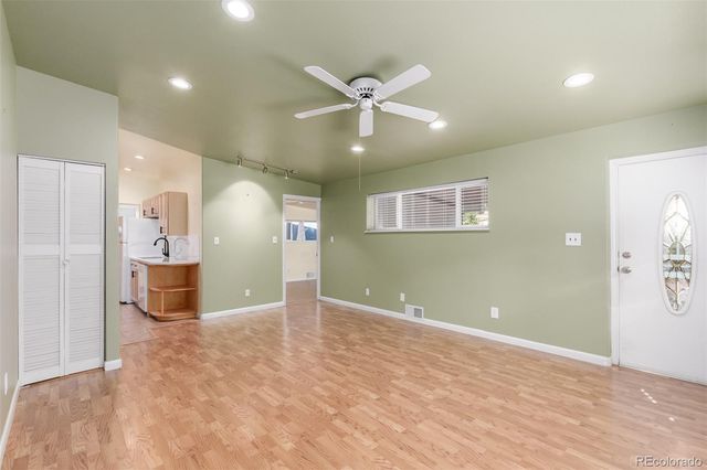 4805 W 33rd Avenue, Denver, CO 80212