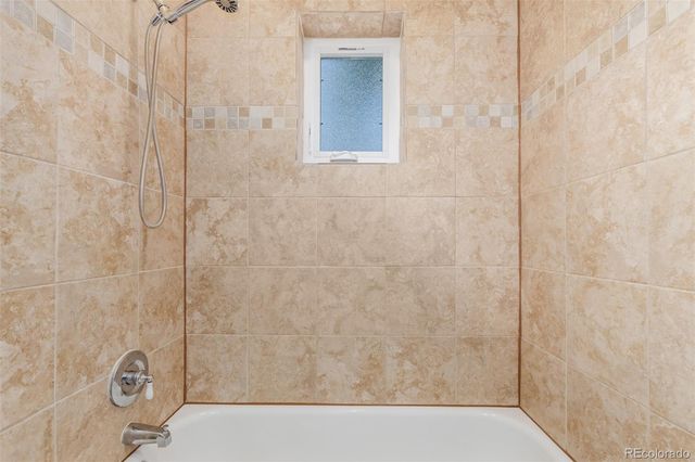 4805 W 33rd Avenue, Denver, CO 80212