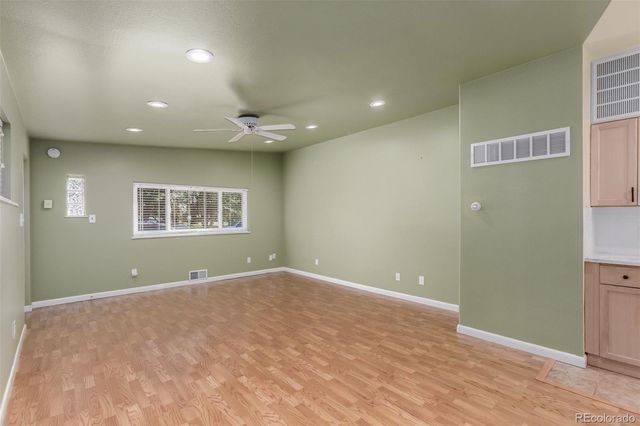 4805 W 33rd Avenue, Denver, CO 80212