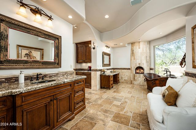 38400 N 102nd Street, Scottsdale, AZ 85262