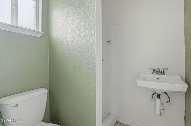 209 N SEVILLE Drive, El Paso, TX 79905