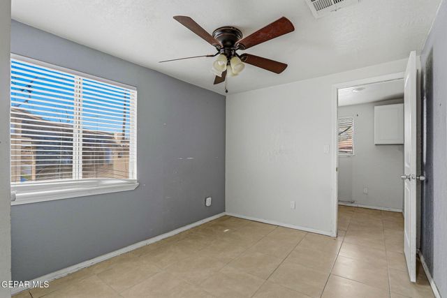 209 N SEVILLE Drive, El Paso, TX 79905