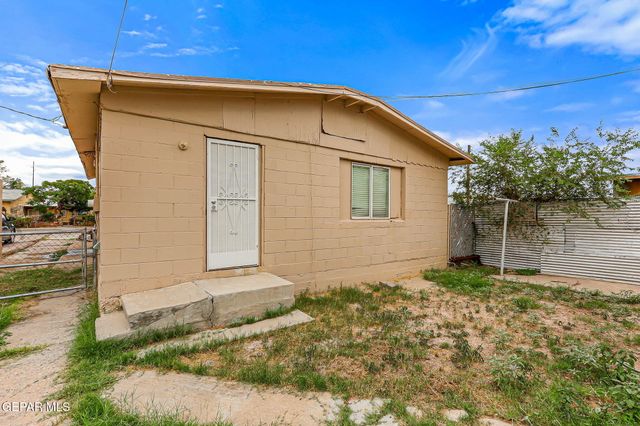 209 N SEVILLE Drive, El Paso, TX 79905