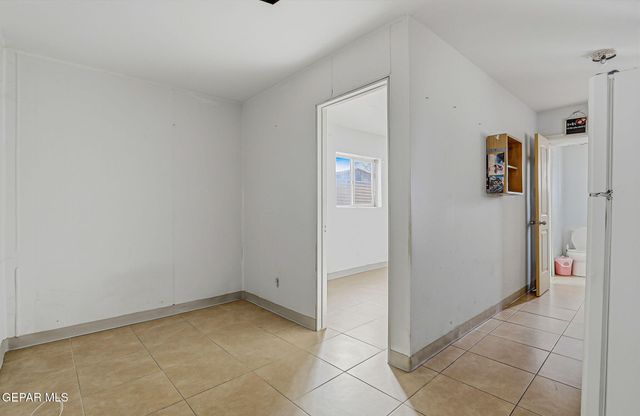 209 N SEVILLE Drive, El Paso, TX 79905