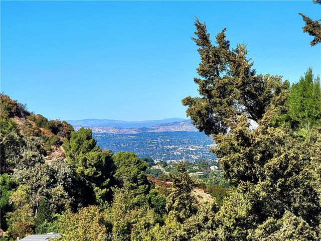 17148 Escalon, Encino, CA 91436