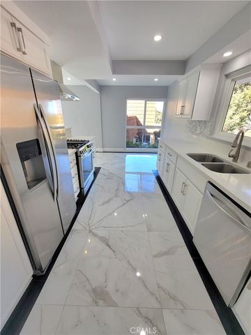 17148 Escalon, Encino, CA 91436