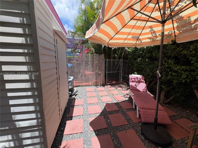 191 NW 17th Ave 3, Miami, FL 33125