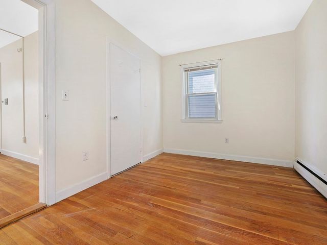 67 - 69 Ellery St 4, Cambridge, MA 02138