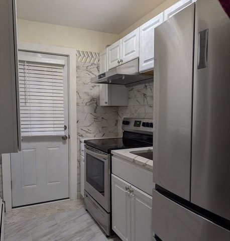 67 - 69 Ellery St 4, Cambridge, MA 02138