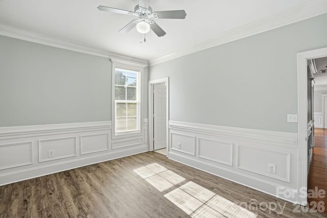 411 W Sullivan Street, Gastonia, NC 28052
