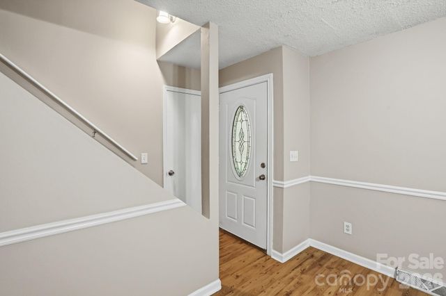 411 W Sullivan Street, Gastonia, NC 28052