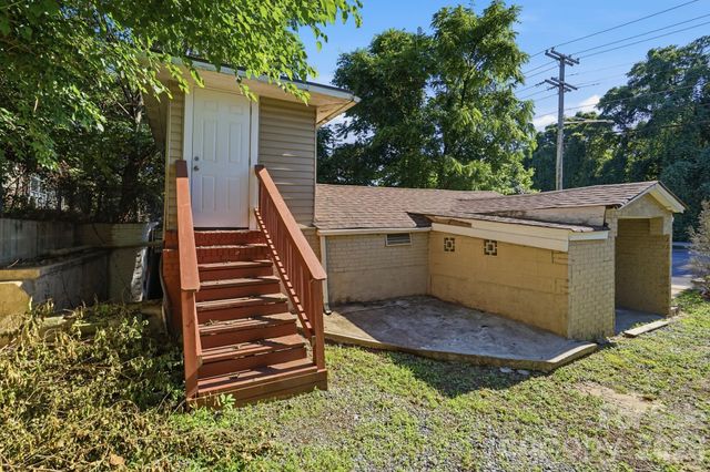 411 W Sullivan Street, Gastonia, NC 28052