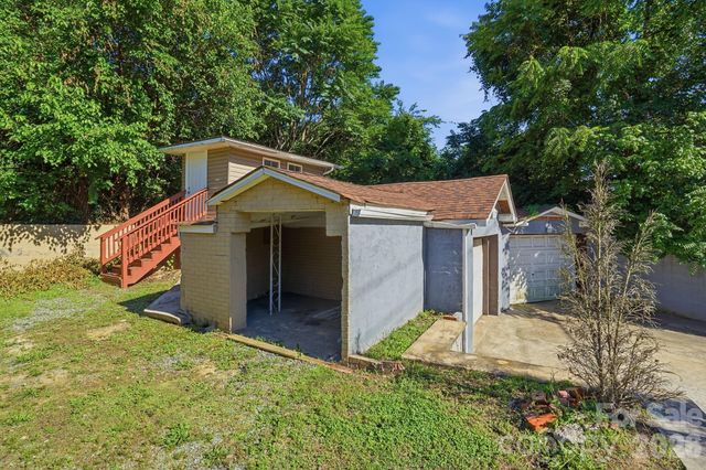 411 W Sullivan Street, Gastonia, NC 28052