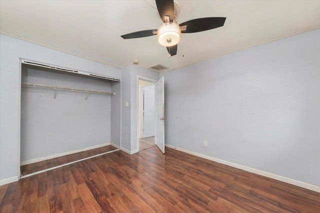 629 N Carroll Parkway 208, Glenwood, IL 60425