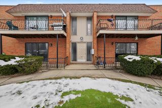 629 N Carroll Parkway 208, Glenwood, IL 60425