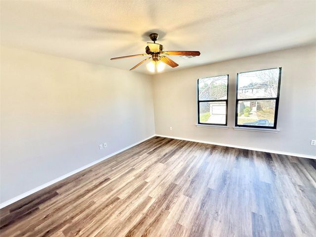 6721 Walkup LN, Austin, TX 78747