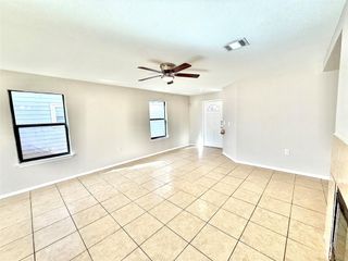 6721 Walkup LN, Austin, TX 78747