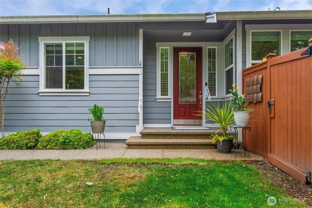 4900 Cypress Drive NE, Lacey, WA 98516