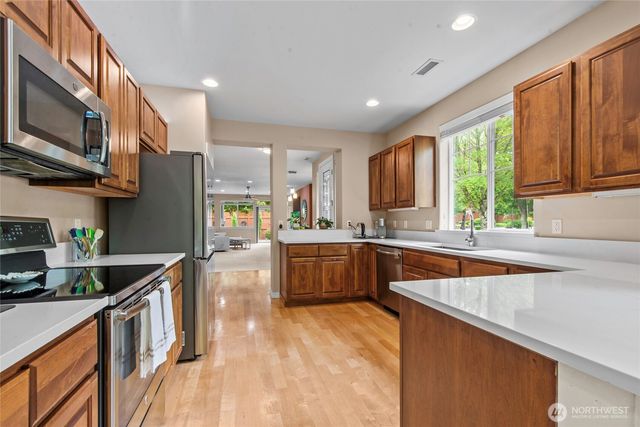 4900 Cypress Drive NE, Lacey, WA 98516