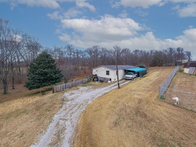 1905 Fletcher Rd, Estill Springs, TN 37330