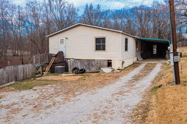 1905 Fletcher Rd, Estill Springs, TN 37330