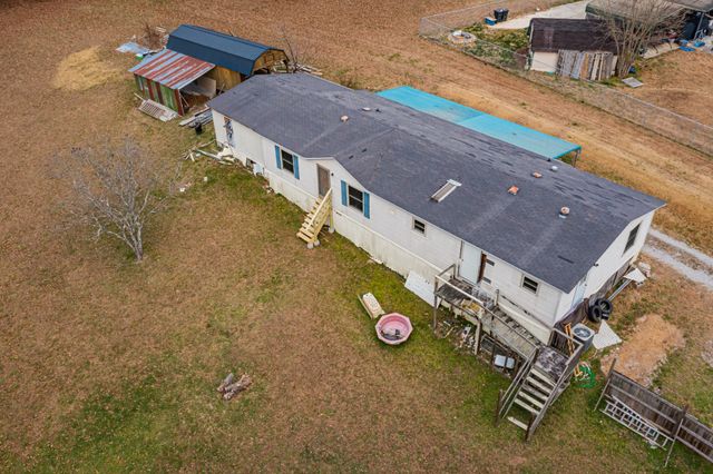 1905 Fletcher Rd, Estill Springs, TN 37330