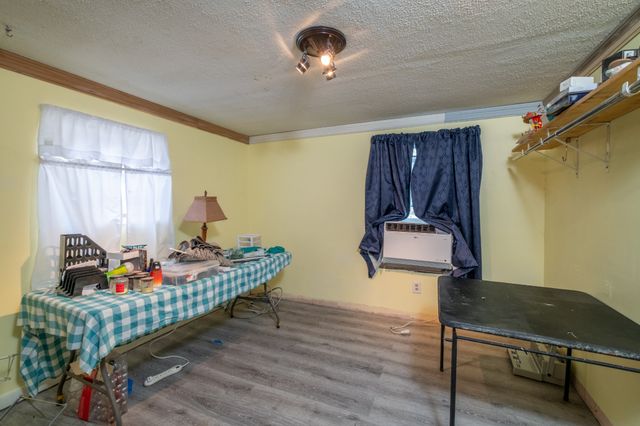 1905 Fletcher Rd, Estill Springs, TN 37330