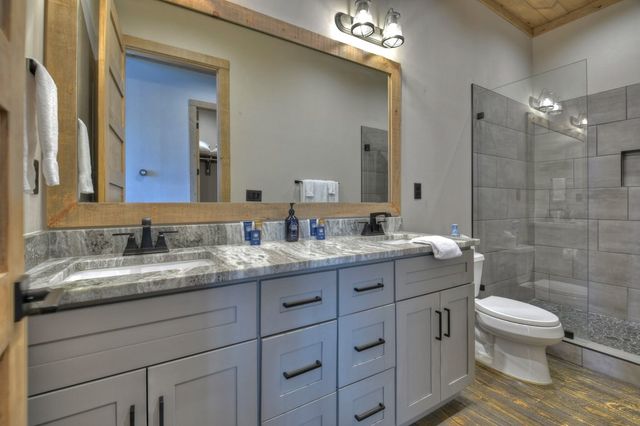 472 Overlook Drive, Blue Ridge, GA 30513