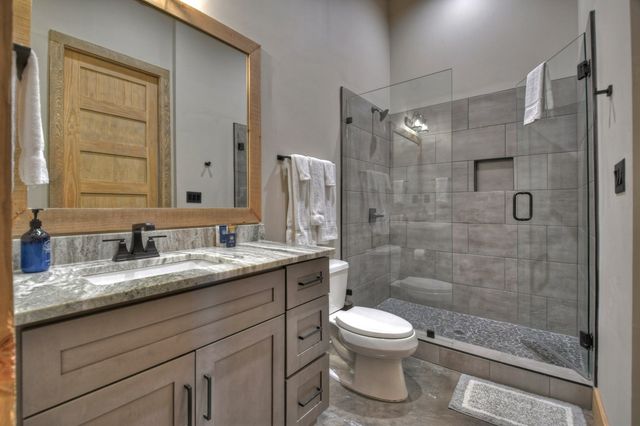 472 Overlook Drive, Blue Ridge, GA 30513