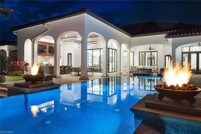 11861 Via Novelli CT, Miromar Lakes, FL 33913