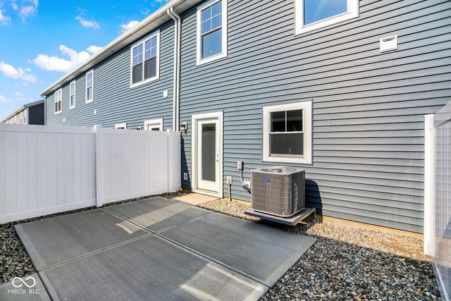 19553 Grassy Branch Road, Westfield, IN 46074