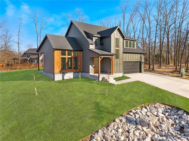 153 Kinross Drive, Bella Vista, AR 72715