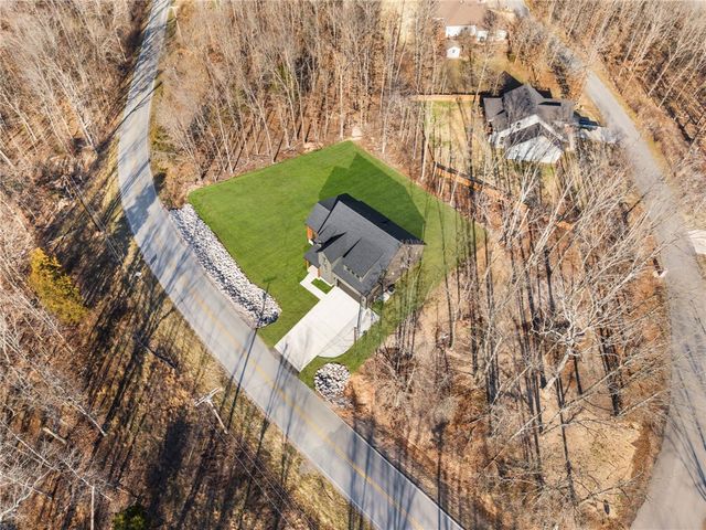 153 Kinross Drive, Bella Vista, AR 72715