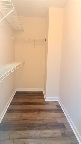 1475 Brookdale Drive, Sugar Hill, GA 30518