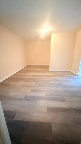 1475 Brookdale Drive, Sugar Hill, GA 30518