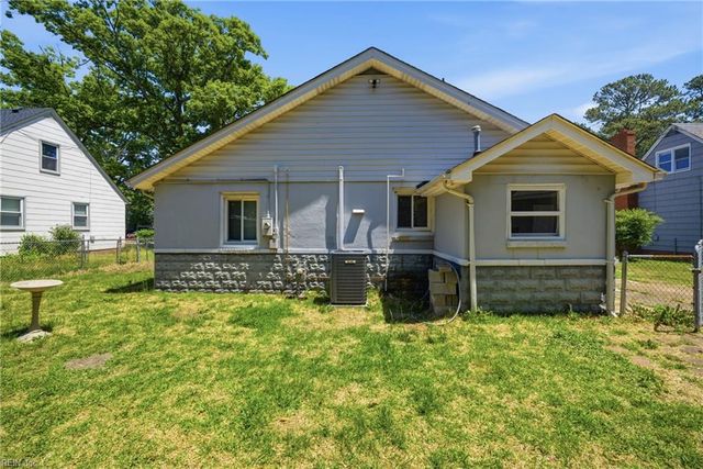 91 Nicholson ST, Portsmouth, VA 23702