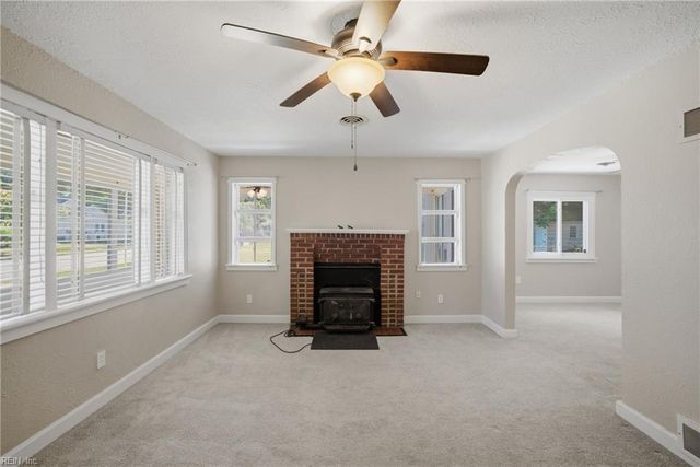91 Nicholson ST, Portsmouth, VA 23702