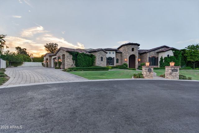 2476 E LINDA Court, Gilbert, AZ 85234